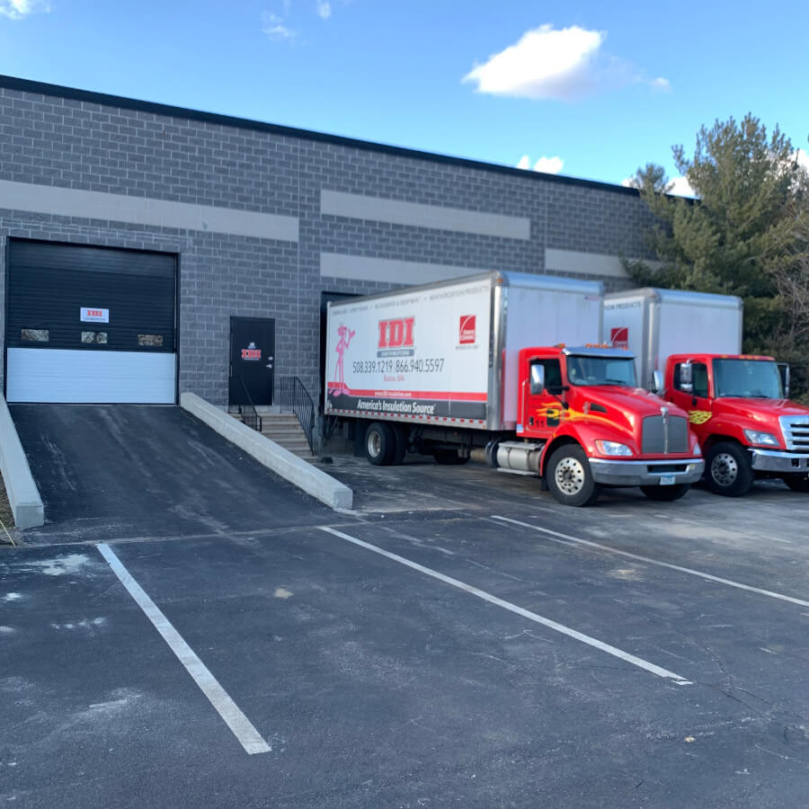 Londonberry, NH IDI location featuring two semi trucks
